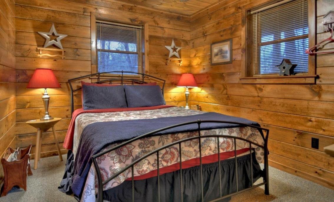 American Dream Americana Decor Close To Downtown Blue Ridge Exterior foto
